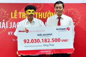 trúng Vietlott có bắt buộc công khai danh tính